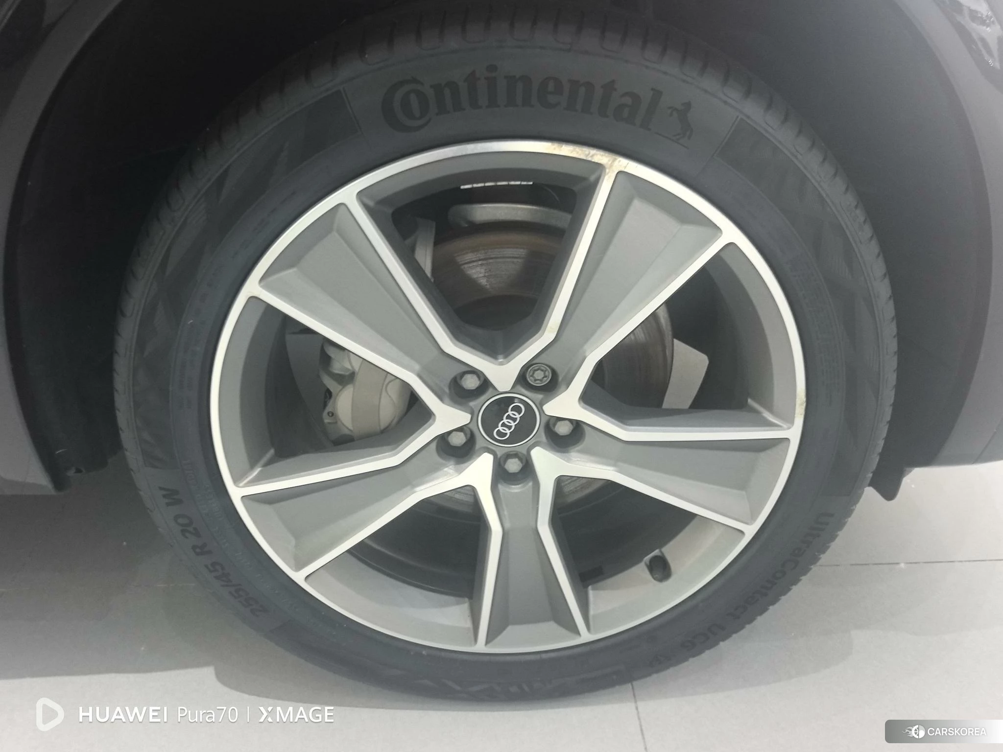 Audi Q5L Sportback 2021 Черный из Китая, фото 2
