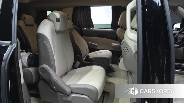 Kia The New Carnival 4th Generation 2025 Черный из Кореи, фото 2