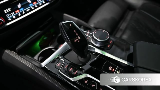 BMW 5 Series (G30) 2021 Серый из Кореи, фото 2