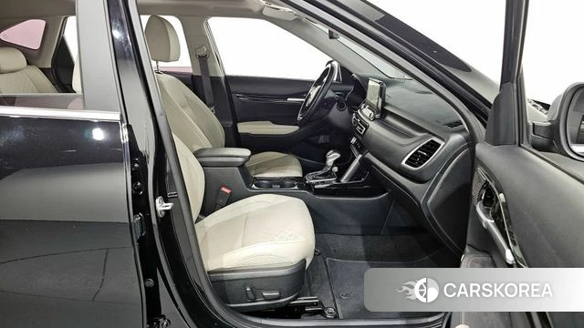 Kia Seltos 2021 Черный из Кореи, фото 2