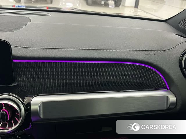 Mercedes-Benz GLB 2021 Темно-серый из Китая, фото 2
