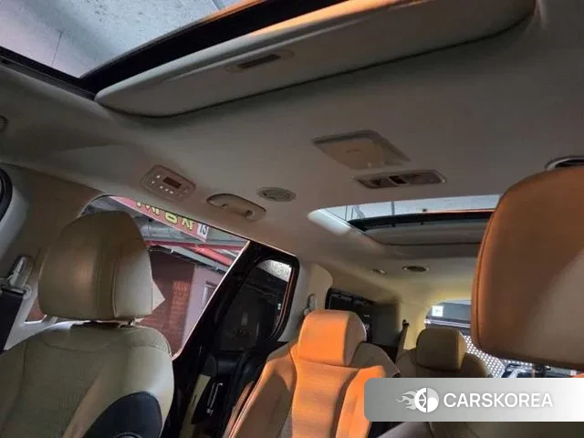 Kia Carnival 4th generation 2023 Черный из Кореи, фото 2