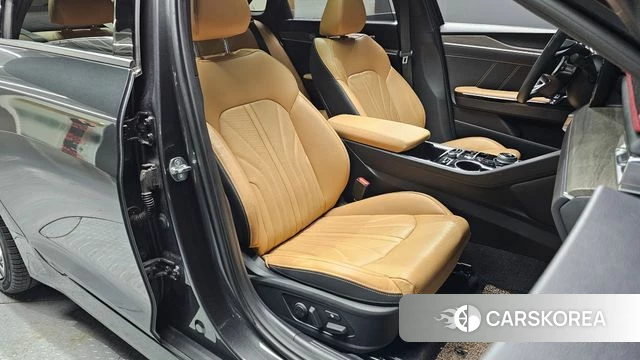 Kia K5 3rd generation 2023 Серый из Кореи, фото 2