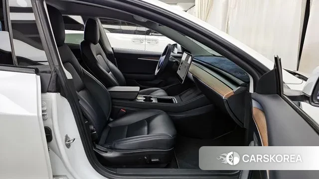 Tesla Model 3 2021 Белый из Кореи, фото 2