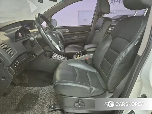 Ssangyong Korando Turismo 2018 Белый из Кореи, фото 2