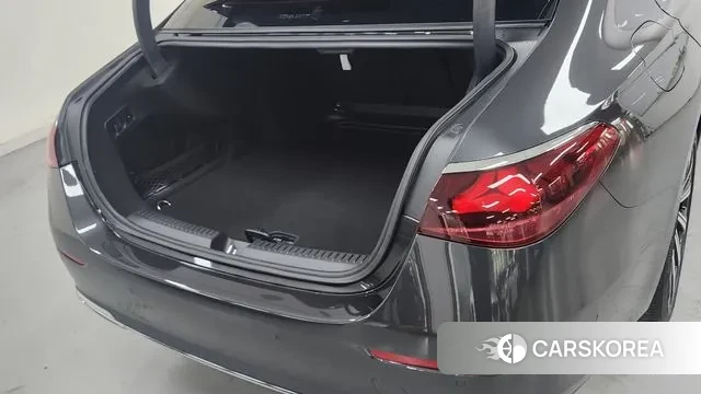 Mercedes-Benz E-Class W214 2024 Серый из Кореи, фото 2