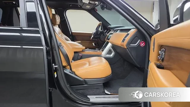 Land Rover Range Rover 4th Generation 2020 Черный из Кореи, фото 2