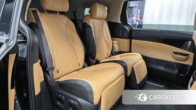 Kia Carnival 4th generation 2023 Черный из Кореи, фото 2
