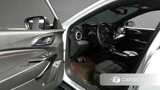 Chevrolet (GM Daewoo) Trax Crossover 2023 Белый из Кореи, фото 2