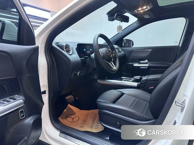 Mercedes-Benz GLA 2022 Белый из Китая, фото 2