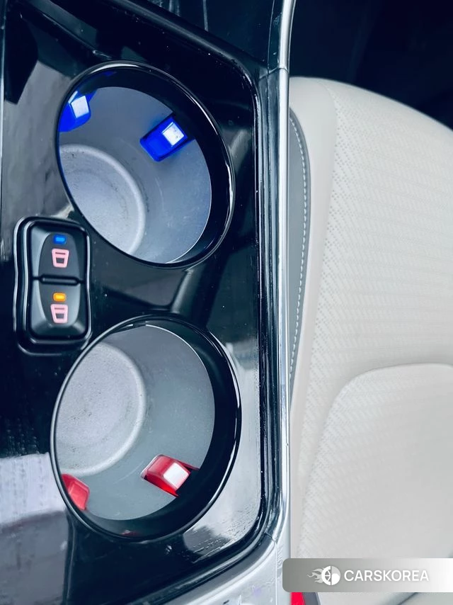 Kia The New Carnival 4th Generation 2024 Черный из Кореи, фото 2