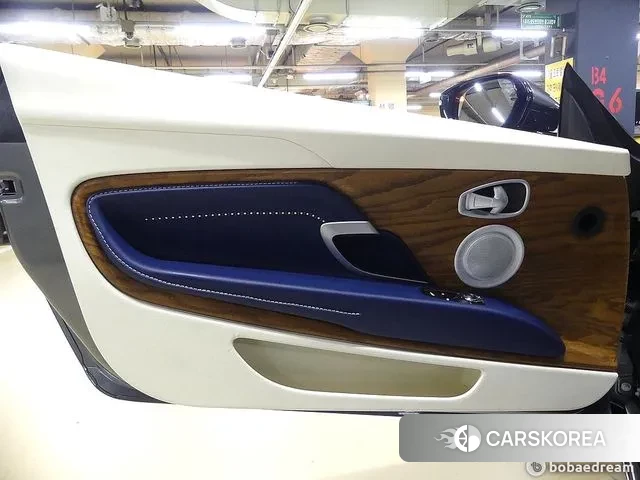 Aston Martin DB11 2020 Серый из Кореи, фото 2