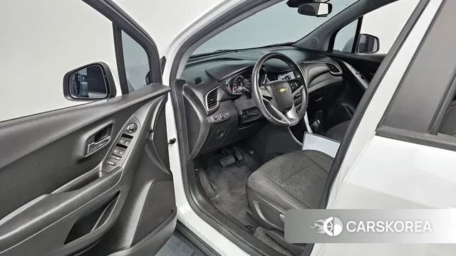 Chevrolet (GM Daewoo) The New Trax 2021 Белый из Кореи, фото 2