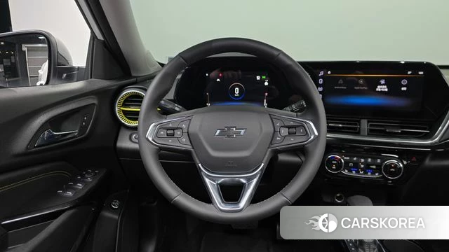 Chevrolet (GM Daewoo) Trax Crossover 2023 Белый из Кореи, фото 2
