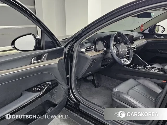 Kia K5 3rd generation 2023 Черный из Кореи, фото 2