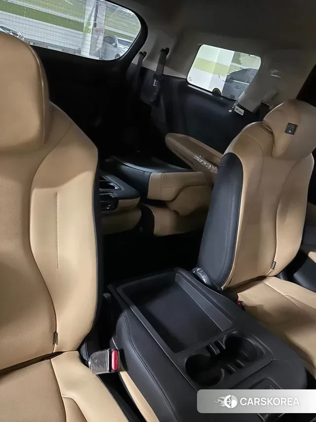 Kia Carnival 4th generation 2023 Черный из Кореи, фото 2