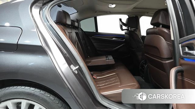 BMW 5 Series (G30) 2019 Серый из Кореи, фото 2