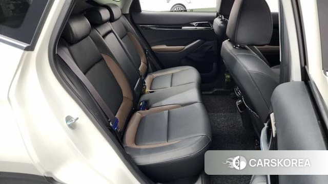 Kia Seltos 2021 Белый из Кореи, фото 2