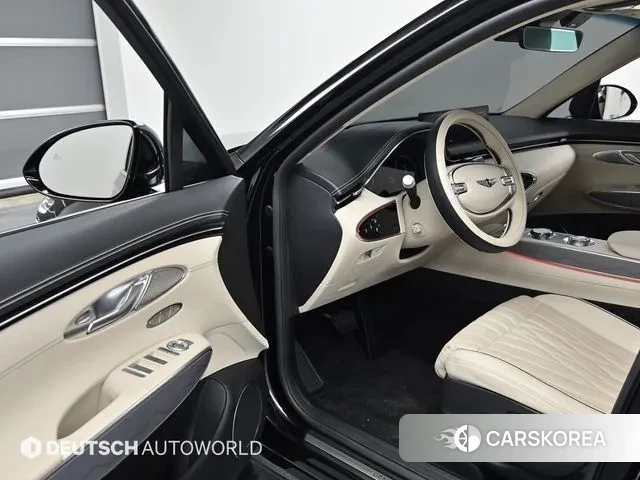 Genesis GV70 2023 Черный из Кореи, фото 2