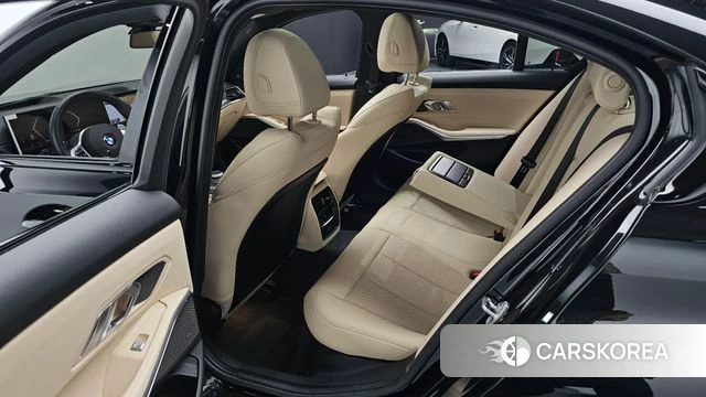 BMW 3 Series (G20) 2024 Черный из Кореи, фото 2