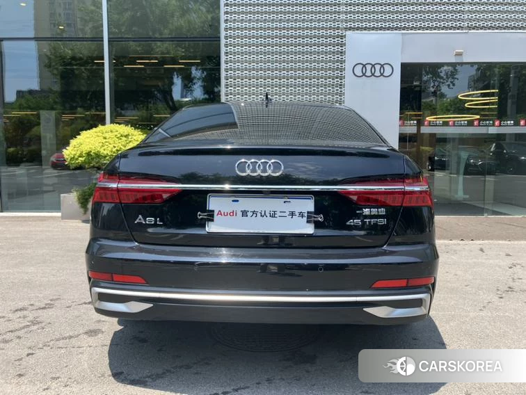Audi A6L 2023 Черный из Китая, фото 2