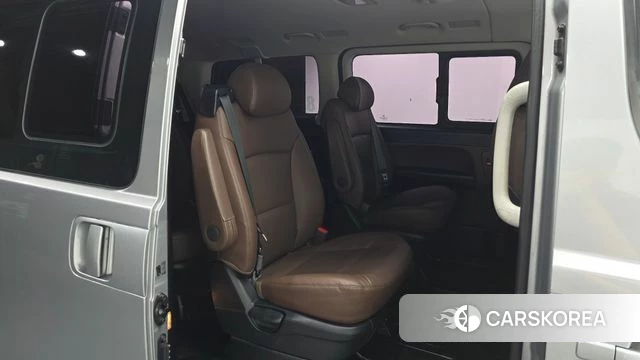 Hyundai The New Grand Starex 2020 Серебристо-серый из Кореи, фото 2