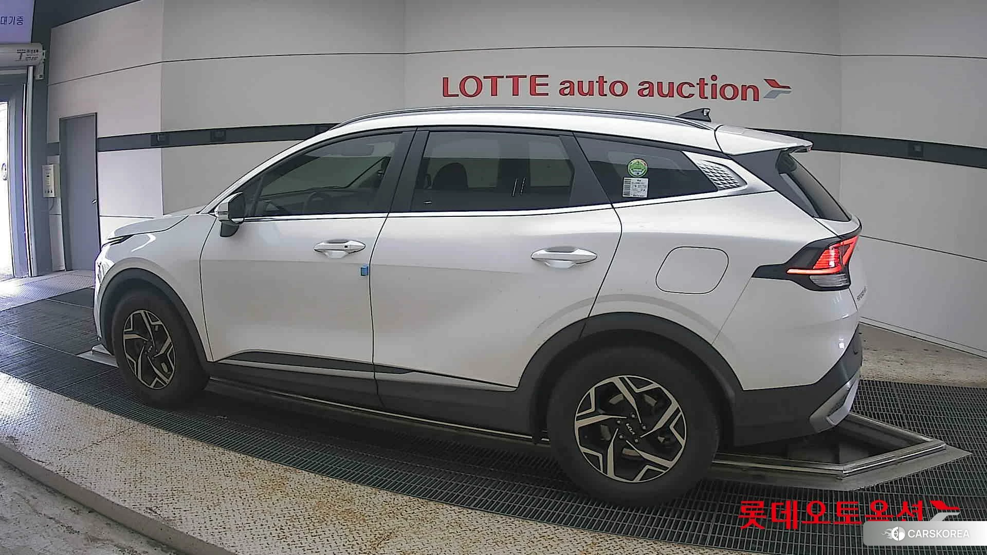 Kia Sportage 2022 Белый из Кореи, фото 2