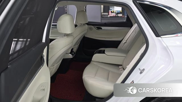 Hyundai The New Grandeur IG Hybrid 2022 Белый из Кореи, фото 2