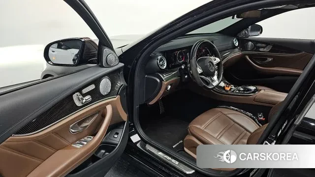 Mercedes-Benz E-Class W213 2018 Черный из Кореи, фото 2