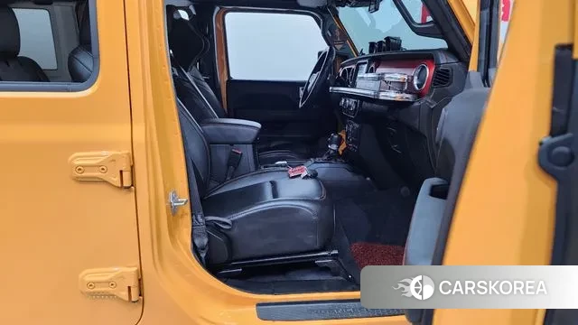 Jeep Wrangler (JL) 2021 Желтый из Кореи, фото 2