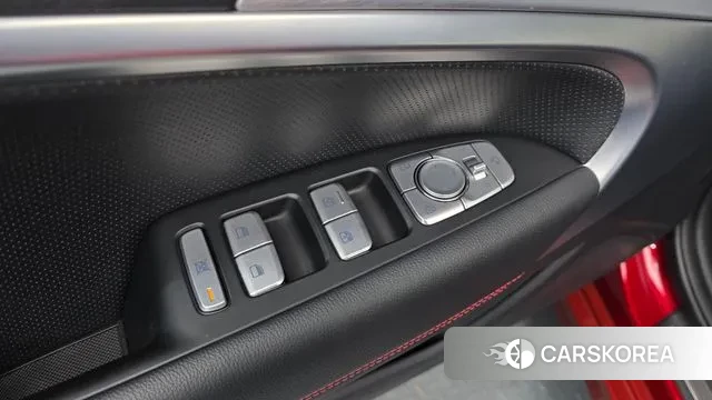 Genesis G70 2019 Красный из Кореи, фото 2