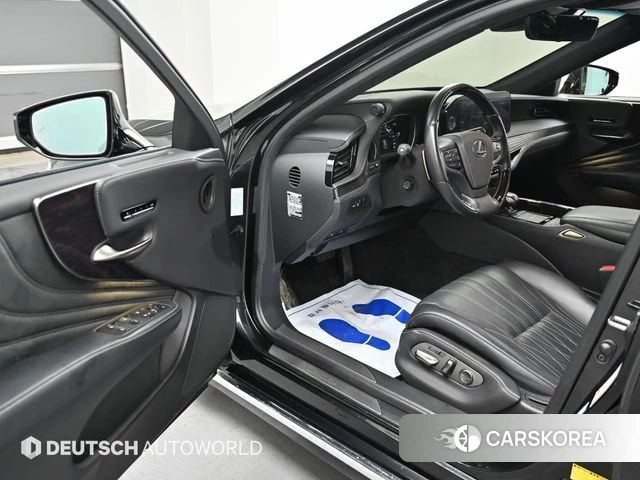 Lexus LS500 5th generation 2022 Черный из Кореи, фото 2