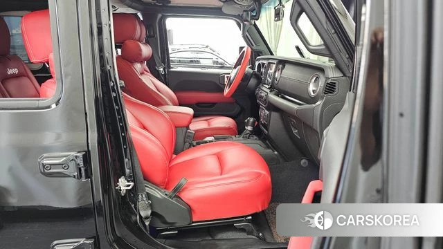 Jeep Wrangler (JL) 2021 Черный из Кореи, фото 2