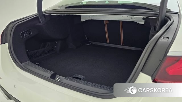 Mercedes-Benz E-Class W214 2026 Белый из Кореи, фото 2