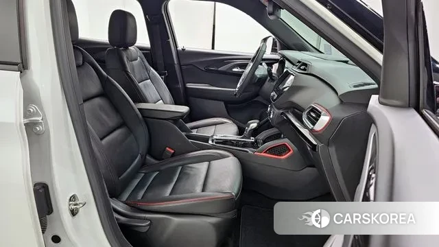 Chevrolet (GM Daewoo) Trailblazer 2022 Черный из Кореи, фото 2