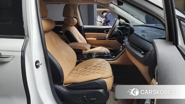 Kia Carnival 4th generation 2022 Белый из Кореи, фото 2