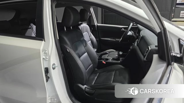 Kia Sportage 4th Generation 2018 Белый из Кореи, фото 2