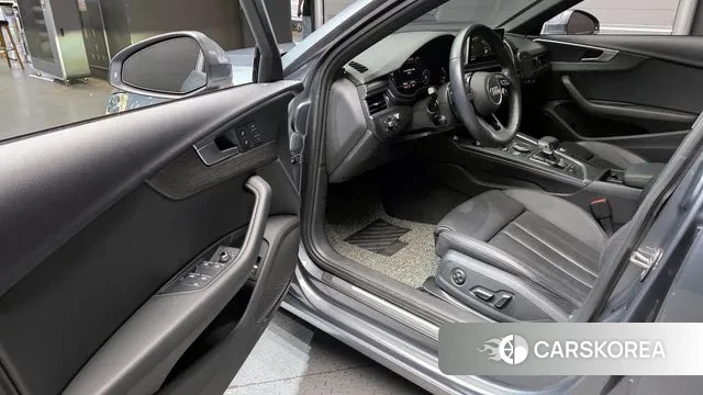 Audi A4 (B9) 2019 Серый из Кореи, фото 2