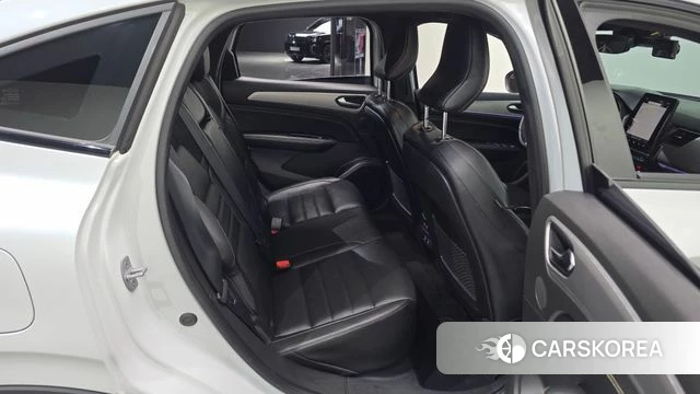 Renault Korea (Samsung) Arcana 2024 Белый из Кореи, фото 2