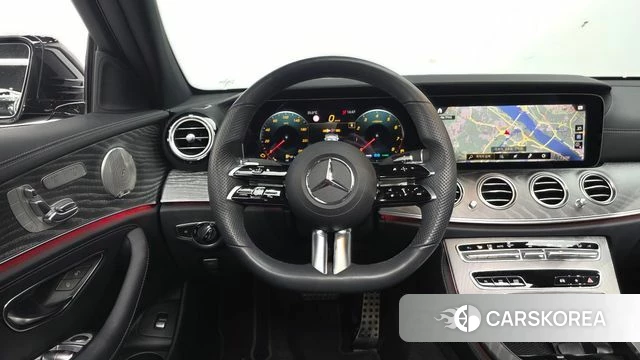 Mercedes-Benz E-Class W213 2022 Черный из Кореи, фото 2