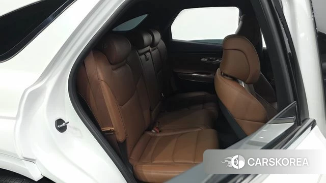 Genesis GV70 2022 Белый из Кореи, фото 2