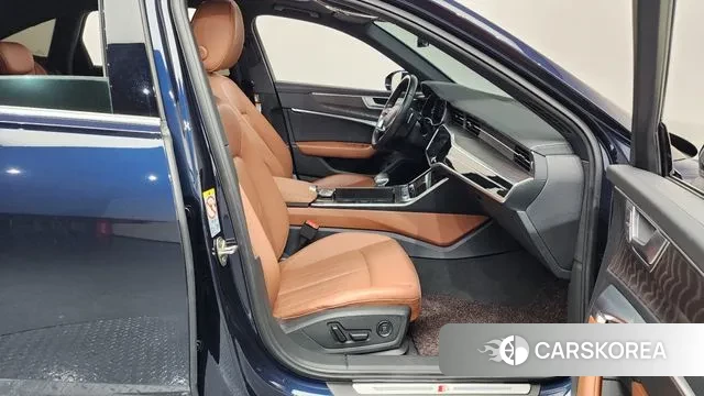 Audi A6 (C8) 2022 Синий из Кореи, фото 2