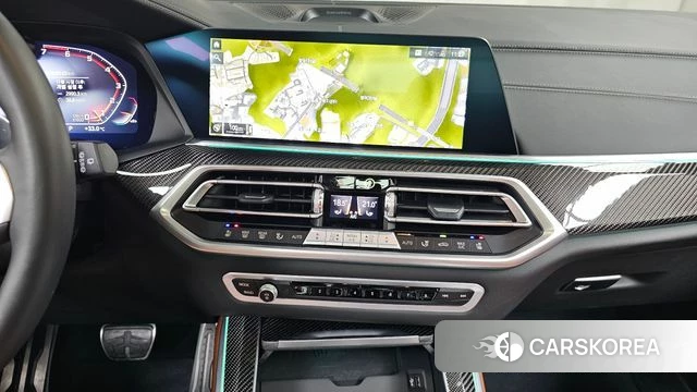 BMW X5 (G05) 2023 Черный из Кореи, фото 2