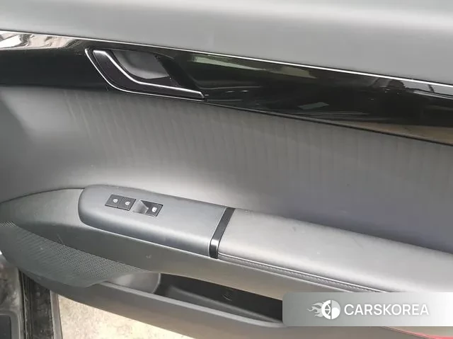 Hyundai Grandeur Hybrid (GN7) 2023 Черный из Кореи, фото 2