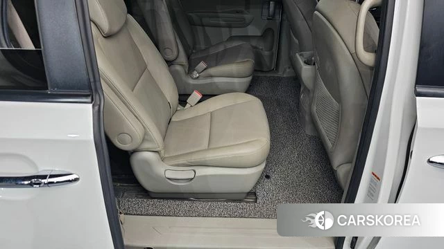 Kia The New Carnival 2019 Белый из Кореи, фото 2