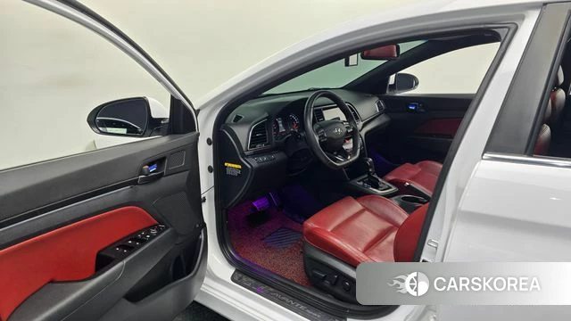 Hyundai Avante AD 2018 Белый из Кореи, фото 2