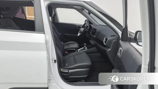 Hyundai Venue 2021 Белый из Кореи, фото 2