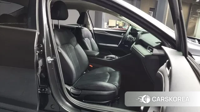 Kia K5 3rd generation 2021 Серый из Кореи, фото 2