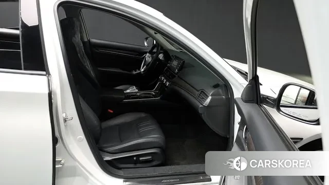 Honda Accord 10th Generation 2018 Белый из Кореи, фото 2