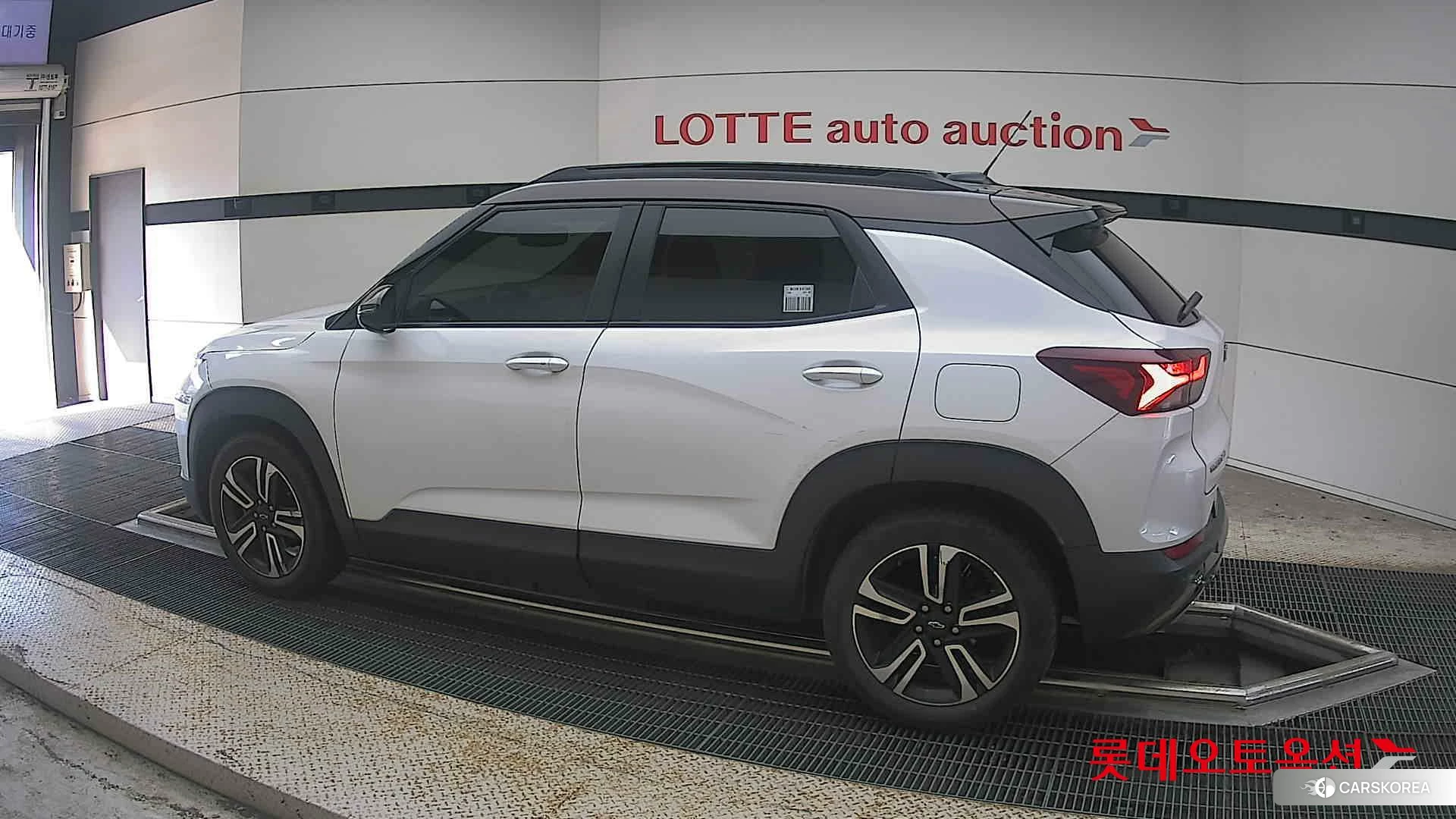 Korea G M TrailBlazer 1.35 Turbo FWD 2022 Белый из Кореи, фото 2